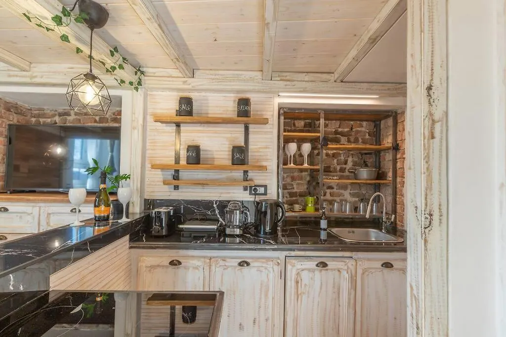 Green Loft NavigliWifi Netflix Milan Italy